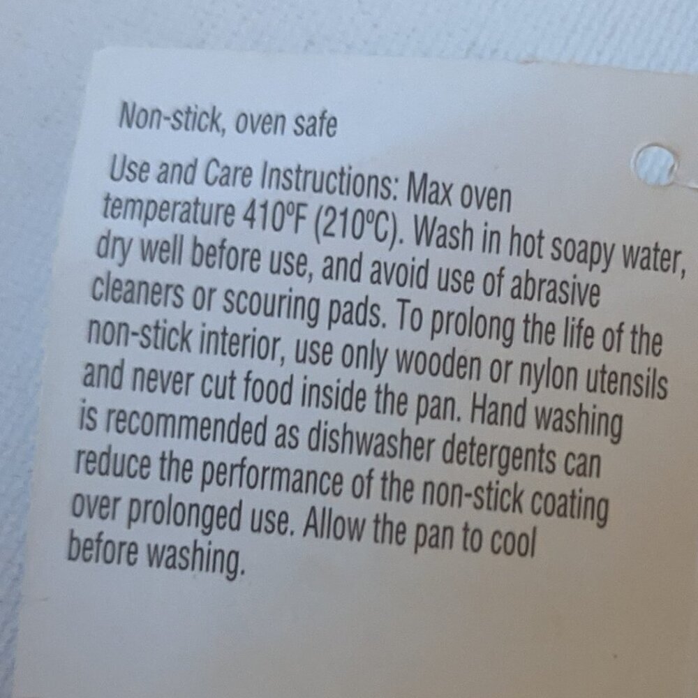 NWT Michael's Christmas Tree Cake Mold Holiday Kitchen Baking Decor Celebrate It - Picture 8 of 9